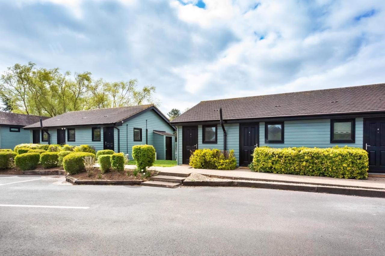 The Vale Golf & Country Club Lodge *