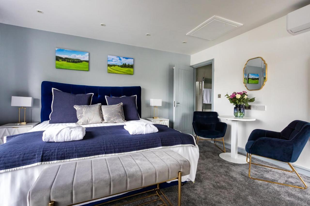 The Vale Golf & Country Club Lodge